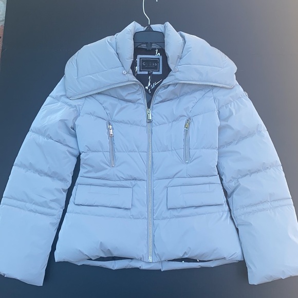 New GUESS Sigourney Puffer Women's Jacket - Picture 13 of 16